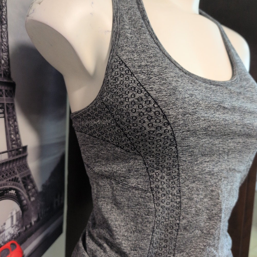 Forever 21 Black and Gray Knit Top - Picture 3 of 6